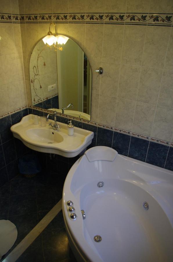 Tucci'S Roma Guest House Екстериор снимка