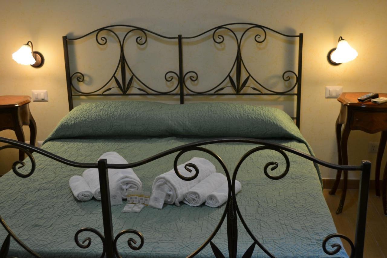 Tucci'S Roma Guest House Екстериор снимка