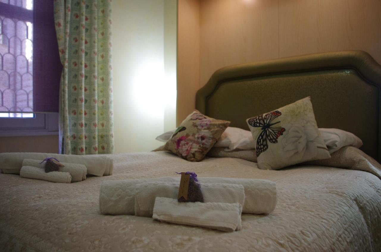 Tucci'S Roma Guest House Екстериор снимка
