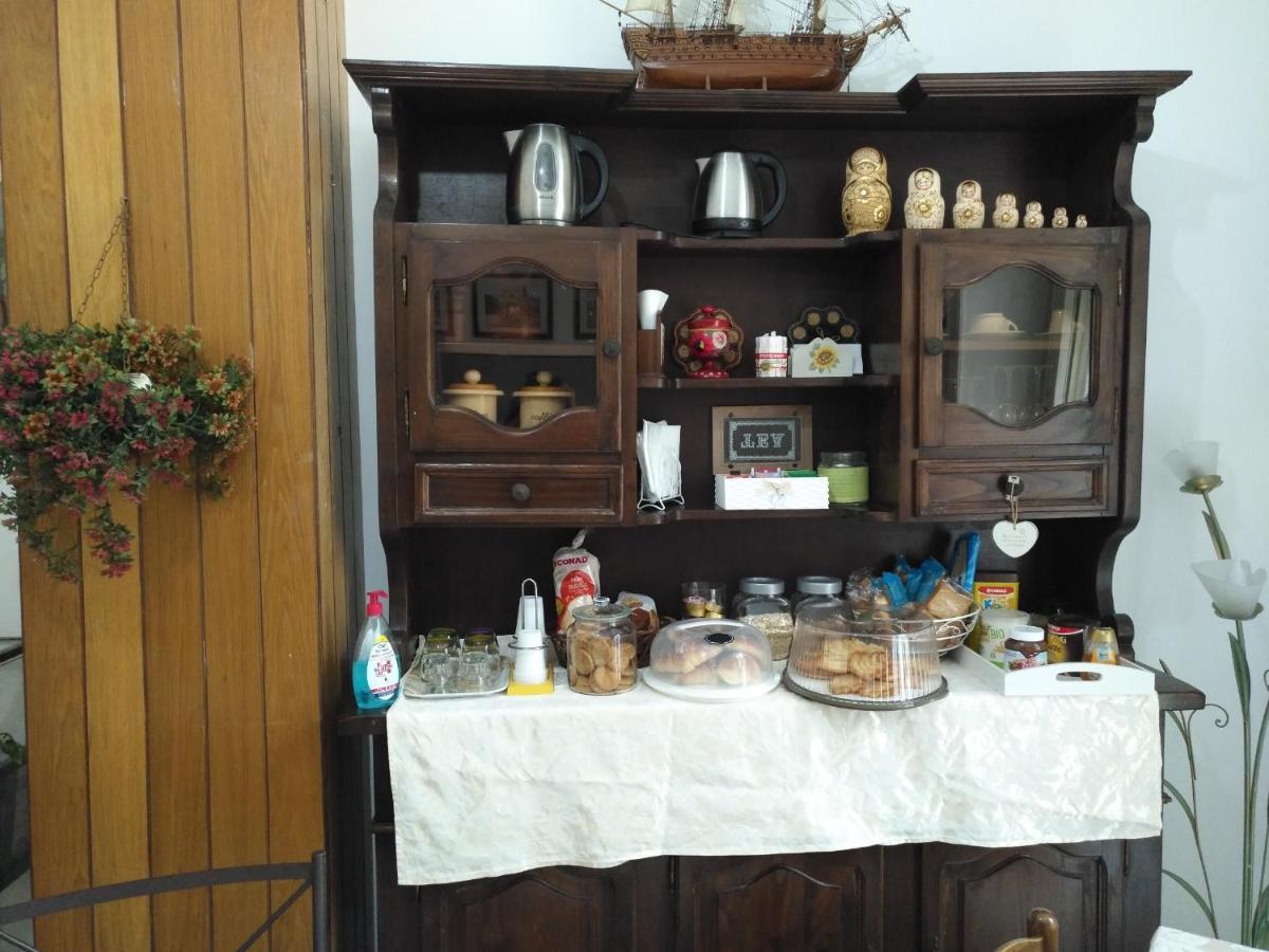 Tucci'S Roma Guest House Екстериор снимка